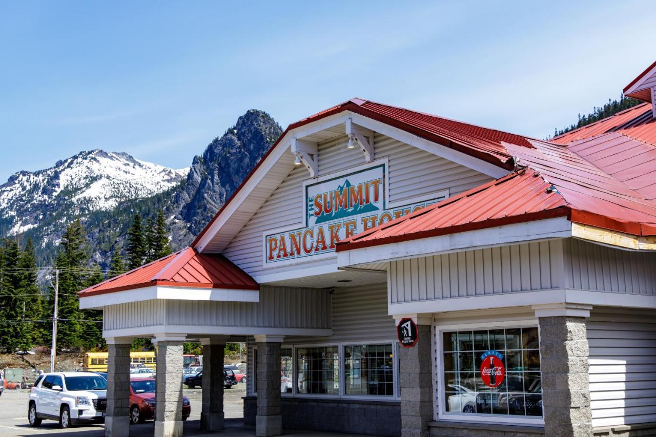 萨米特酒店 Snoqualmie Pass 外观 照片